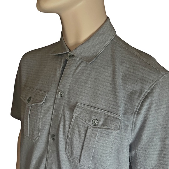 Banana Republic Button Front Shirt Short Sleeve Textured Knit NWT - Picture 4 of 16